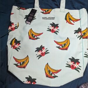 Marc Jacobs fragrance banana tote NWT